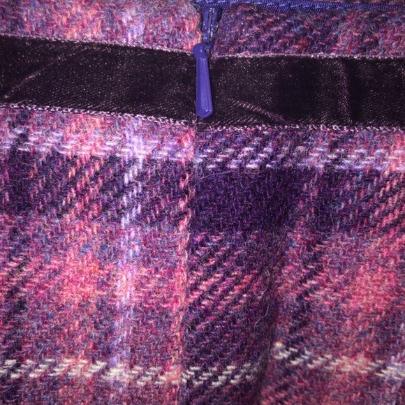 Banana Republic purple wool skirt - Picture 3 of 6